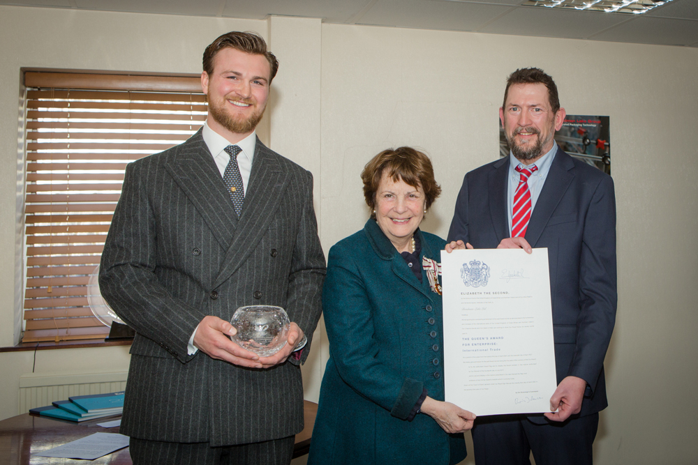 queen's award presentation